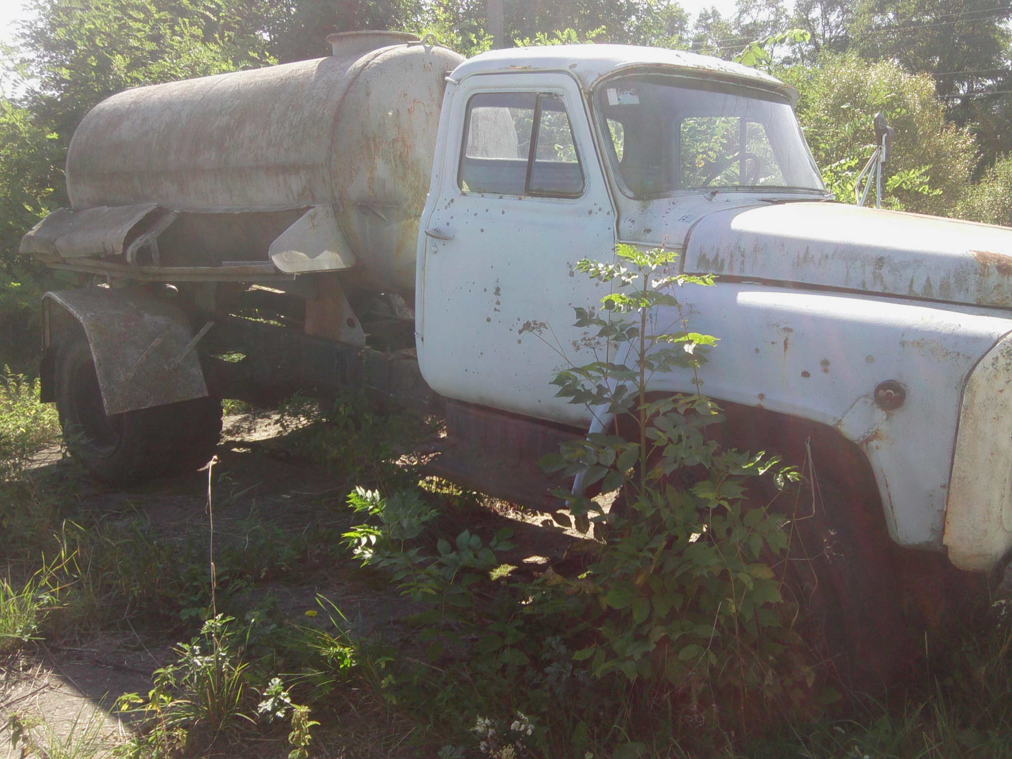 Вантажний автомобіль ГАЗ-5319, цистерна-С, 1991 року випуску, синього ...