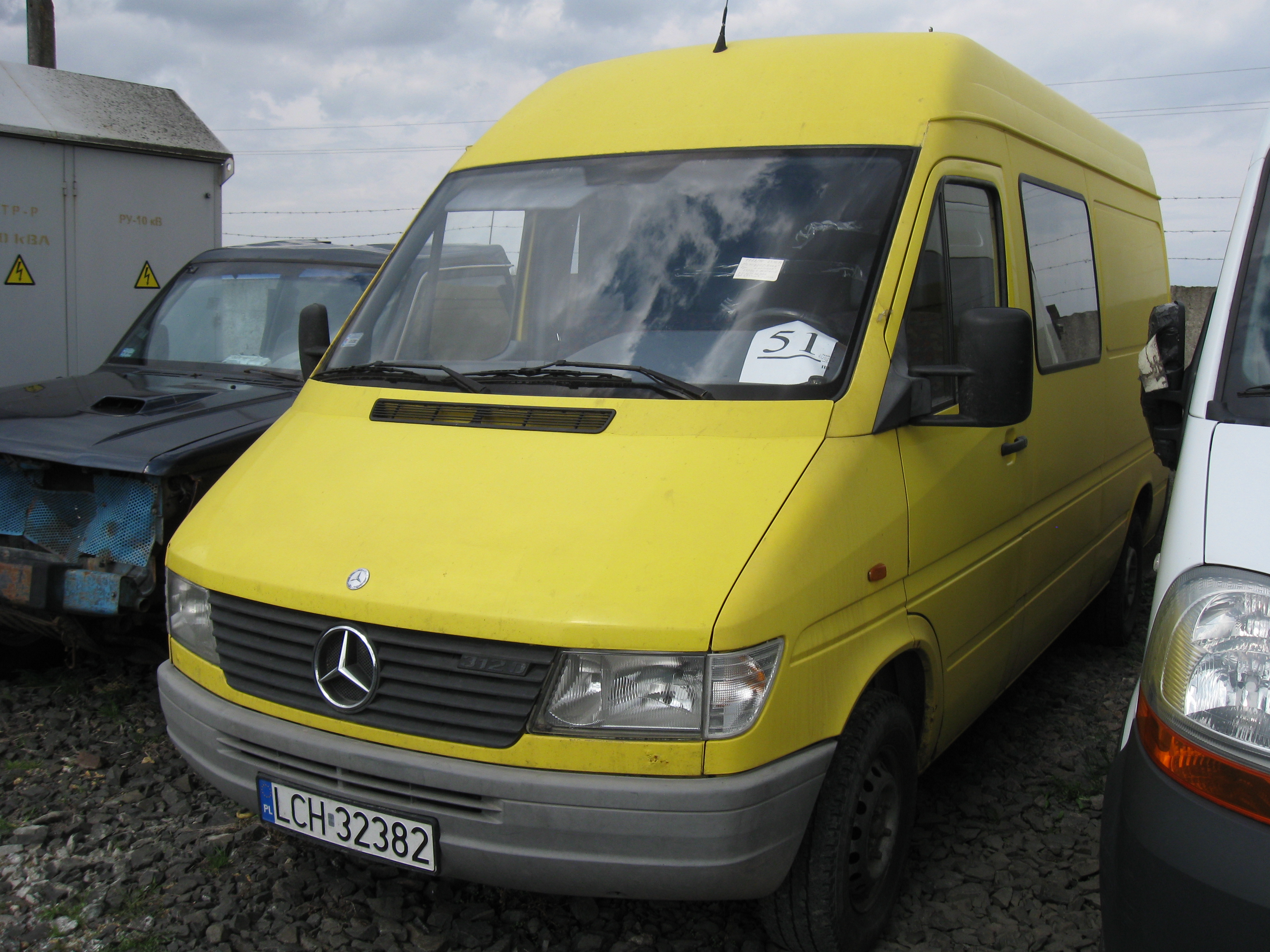 Автомобіль Mercedes Benz Sprinter 312D