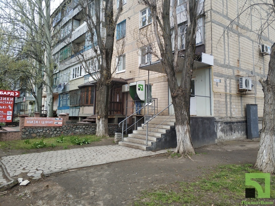 Нежитлове вбудоване приміщення, заг. пл. 62 кв.м. у м. Покров (Орджонікідзе) - Photo