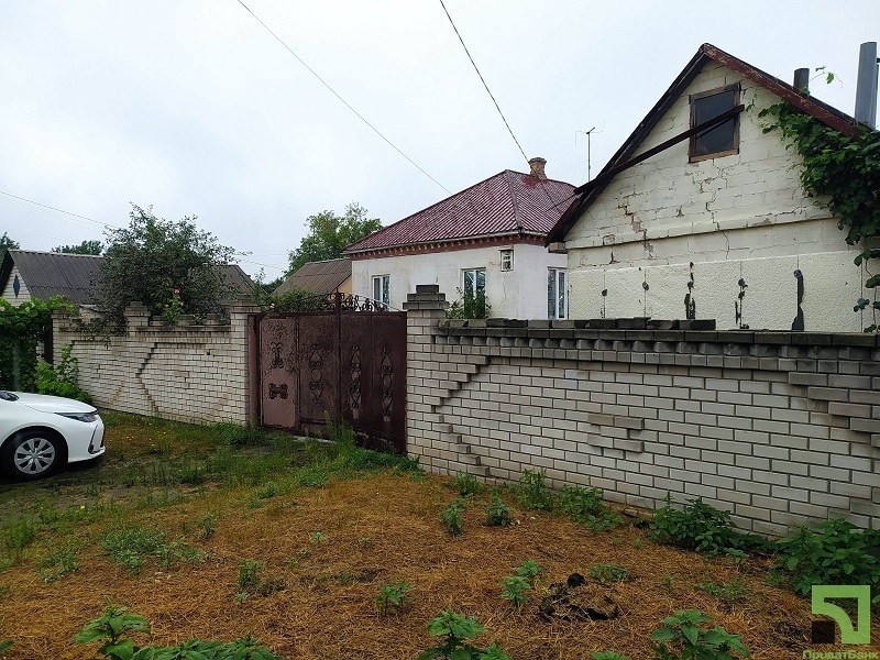 1/2 частка та 1/2 частка домоволодіння (68,5 кв.м.) у Дніпропетровській обл - Photo