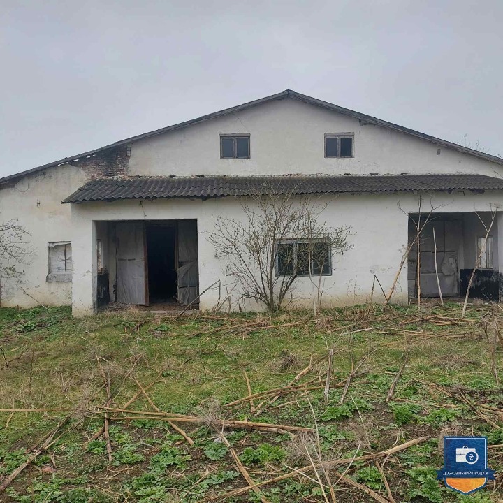 Неж. будівлі (9110,2 кв.м) в Ів.-Франківській обл. - Photo