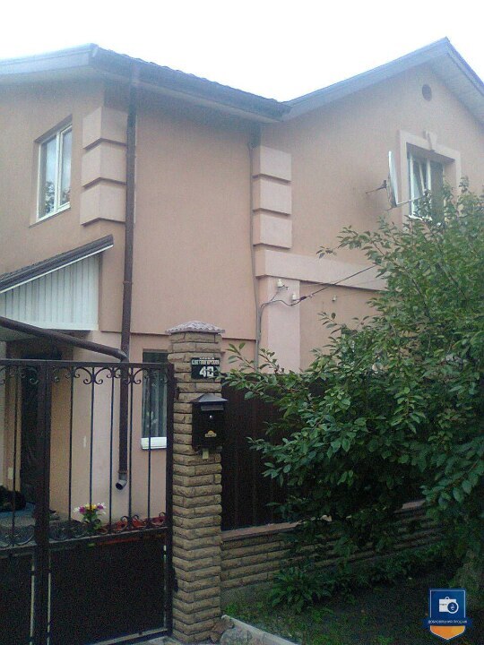 1/6 частини будинку заг. пл. 191,8 кв.м у Київській обл. - Photo