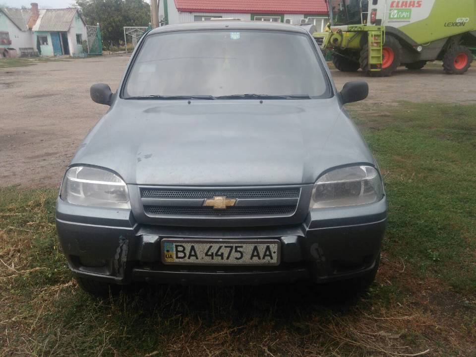 Chevrolet niva 21230