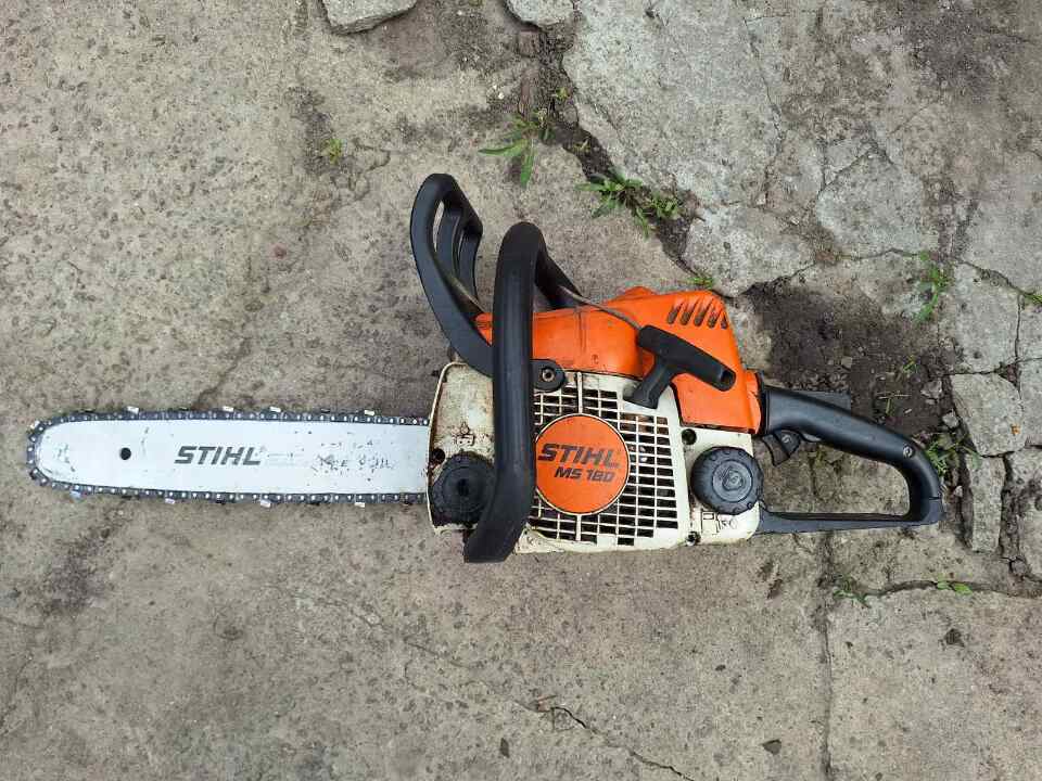 Ms180 stihl chainsaw hotsell