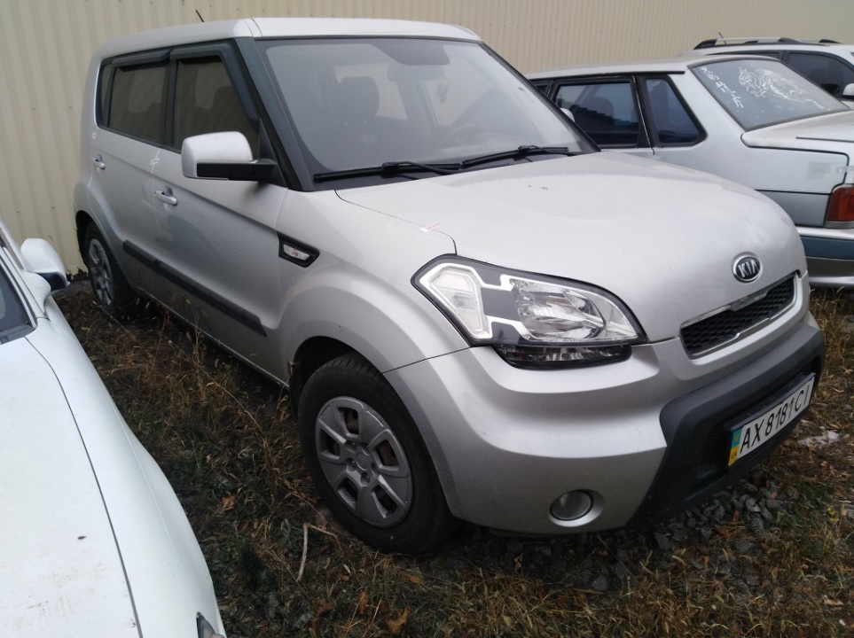 Kia soul домкрат