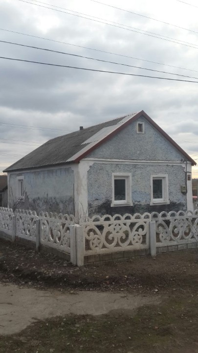 1/2 частка житлового будинку