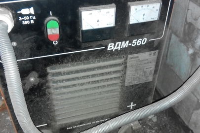 Напівавтомат для дугової зварки марки SELM, помаранчевого кольору, серійний номер Д100-12-07-0001, б/к, робочий стан не перевірявся