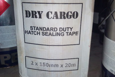 Клеюча стрічка торгівельної марки "Dry Cargo"