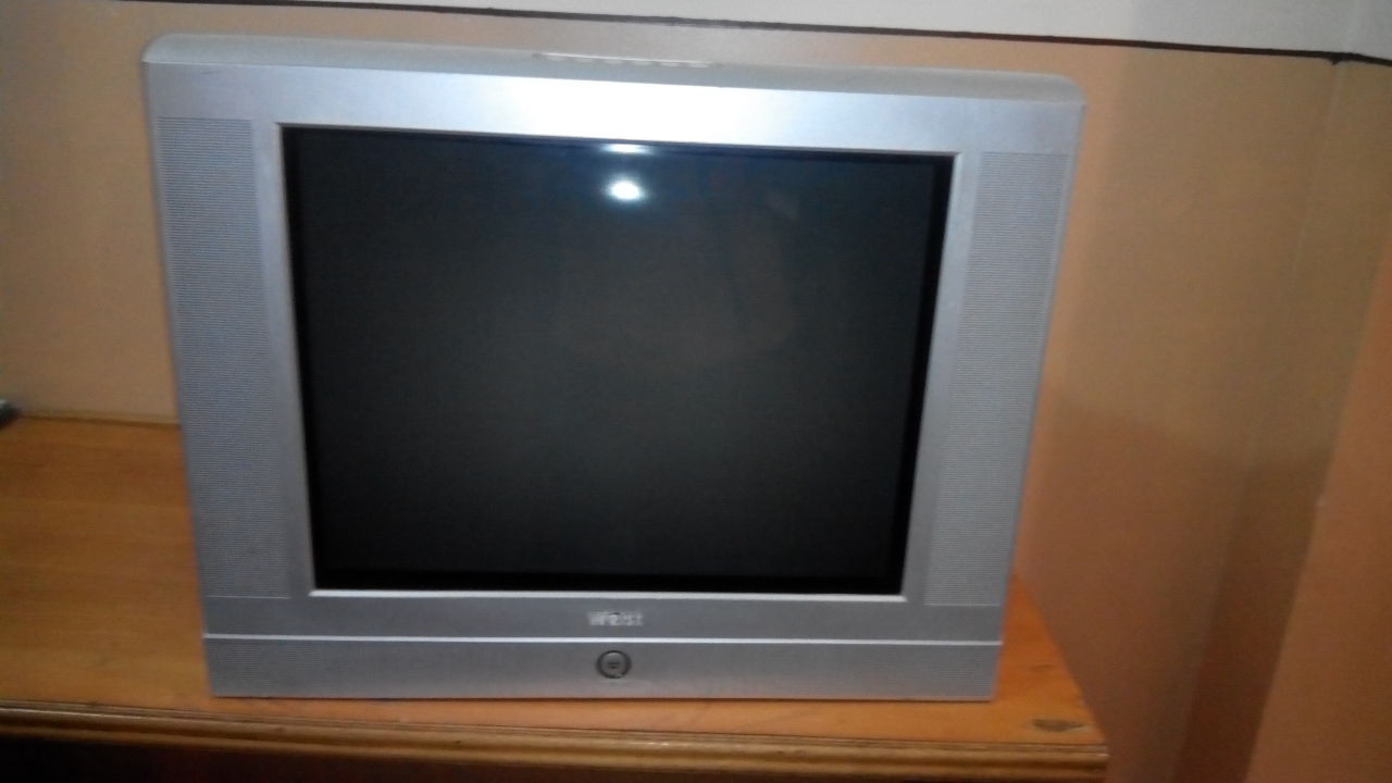 Кольоровий телевізор WEST, модель TF2107S, сіро-чорного кольору
