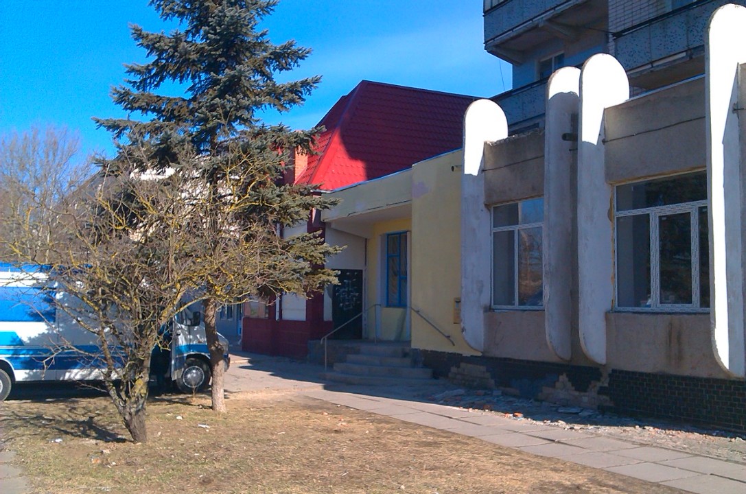 ІПОТЕКА. Земельна ділянка площею 0.0125 га, кадастровий номер 6524710100:01:267:0001, розташована за адресою: Херсонська обл., м.Скадовськ, вул.Гуманенко, 10-а
