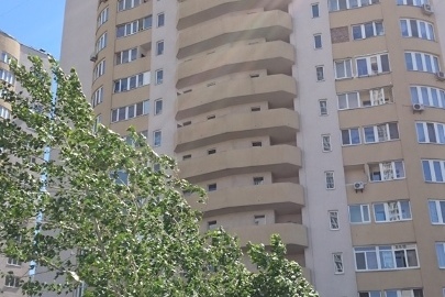 ІПОТЕКА: Двокімнатна квартира № 22, загальною площею 83.90 кв.м., що знаходиться за адресою: м. Київ, вул. Дніпровська Набережна, буд. 19