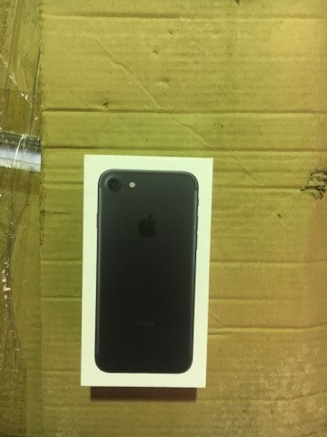 Мобільний телефон Apple Iphone 7 Black 128GB, IMEI/MeiD 359212072351339 - 1 шт.