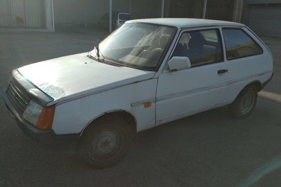 Легковий автомобіль ЗАЗ 1102, державний номер АР2955АС, білого кольору, 1994 року випуску, кузов №ХТЕ110216R0287688