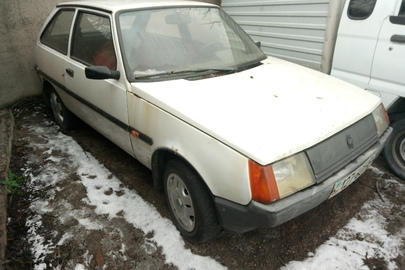 Легковий автомобіль ЗАЗ 110206, державний номер 12760НЕ, 2000 року випуску, білого кольору, кузов №Y6D110206Y0365784