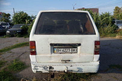 Легковий автомобіль "Toyota Town Асе", 1985 року випуску, ДНЗ ВН6223ВК, № кузова: CR260024340