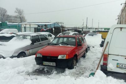 Легковий автомобіль OPEL KADETT CARAVAN, № кузова: WOL000036J2738927, ДНЗ: АА6797ВН, 1988 р.в., червоного кольору