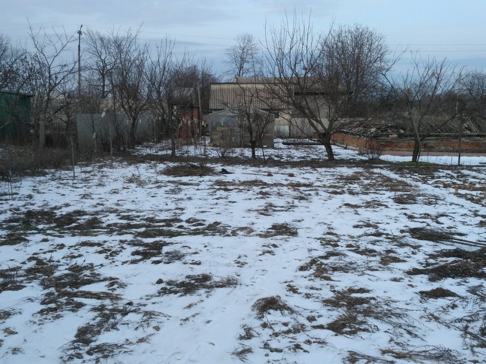 Земельна ділянка, площею 0,1 га, кадастровий номер 7425586000:01:000:0066, що знаходиться за адресою: Чернігівська обл., Чернігівський р-н, с. Трисвятська Слобода, вул. Чкалова,2