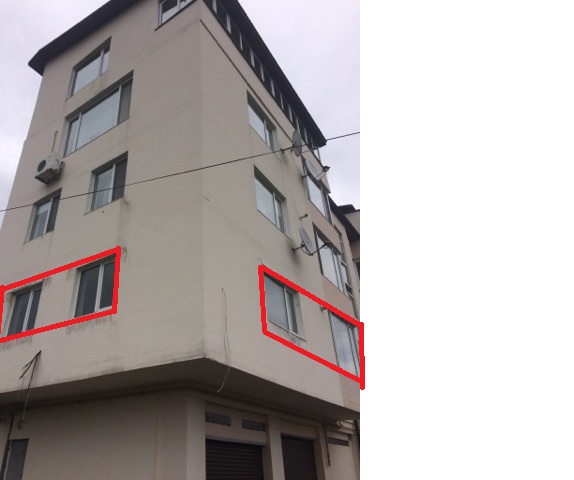Квартира загальною площею 89,7 м.кв., що знаходиться за адресою: м.Хмельницький, вул.С.Бандери,33/2А, кв.9