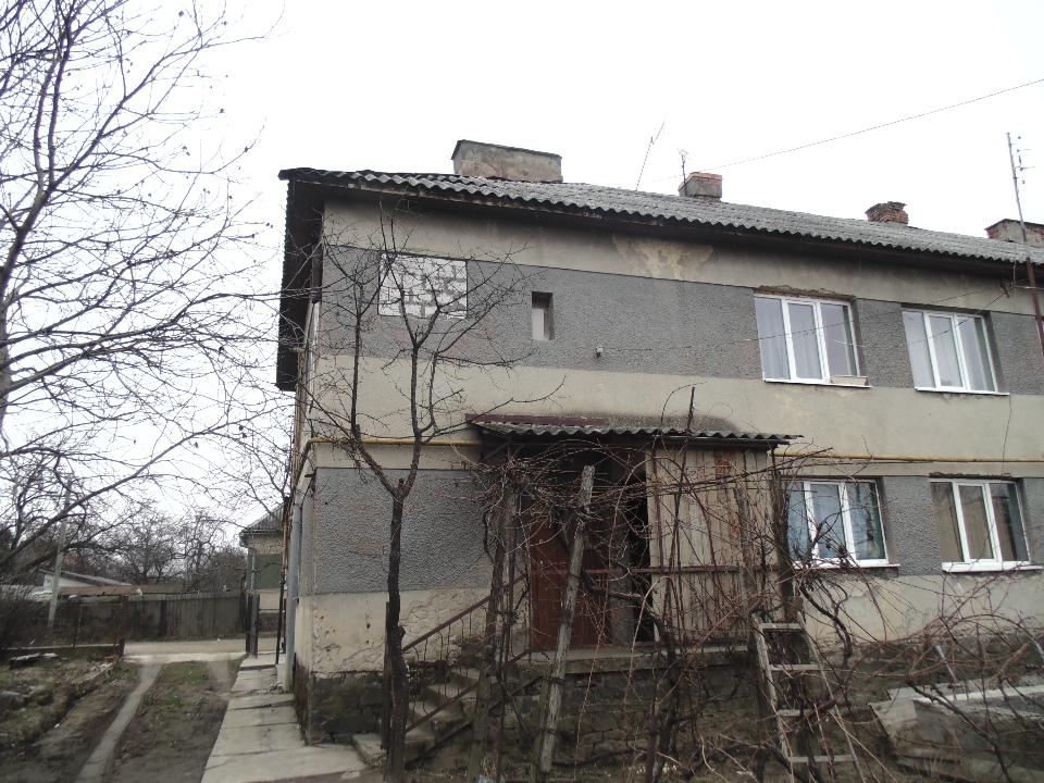ІПОТЕКА. Двокімнатна квартира, загальною площею 46.0 кв.м., що знаходиться за адресою: Закарпатська область, місто Мукачево, вул. Вакарова, 12, кв. 7