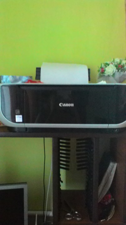 Принтер марки Canon MP-210 три в одному , білого кольору, 2007 року випуску
