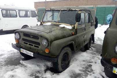 Легковий автомобіль УАЗ 3152 , державний номер АР1304АІ, 1991 року випуску, зеленого кольору, шасі (кузов) № 315200М0331668 (3824)