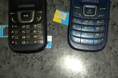 Мобільний телефон марки Samsung E1282T,  Samsung E1282I