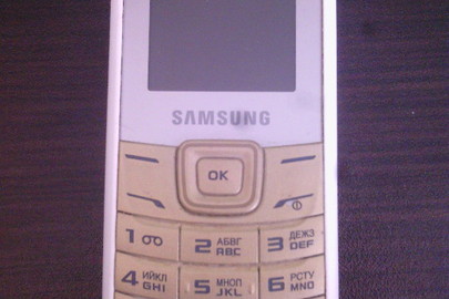 Мобільний телефон SAMSUNG GT-E1200 i