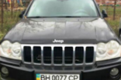 1/2 частина легкового автомобіля "Jeep Grand Cherokee", 2005 року випуску, ДНЗ ВН0077СР, № кузова: 1J8HCE8NX5Y568345