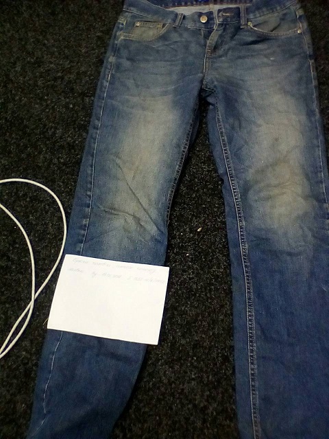 Брюки чоловічі синього кольору, джинсові-розмір 30.