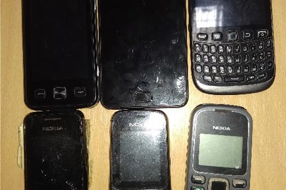 Мобільні телефони марки: "Samsung GT-6712",  "Samsung GT-І9100", "Nokia 101", "Alcatel", "Blackberry",  "Nokia 2700С2",  "Nokia 1280"