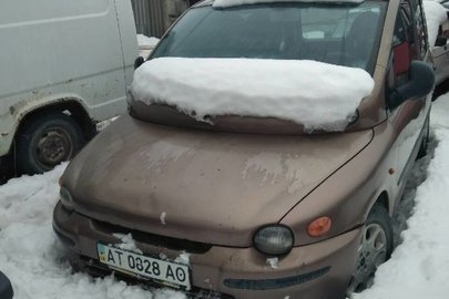 Транспортний засіб марки FIAT MULTIPLA, 2000 р.в., днз АТ0828АО, куз.№ ZFA18600002066272, коричневого кольору, бензин