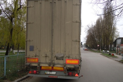 Напівпричіп-платформа Fruehauf, 1999 р.в., д.н.:ВХ6810ХХ, номер кузову: VFKTX34C5XXRA1088