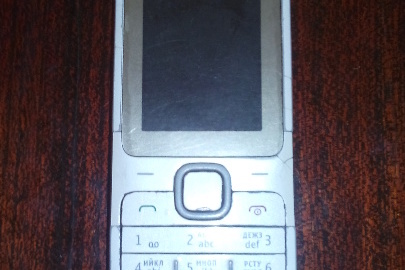 Мобільний телефон "Nokia С-2", IMEI1:359028/04/099220/6, ІМЕІ2: 359028/04/099221/4, з батареєю живлення до нього, б/в