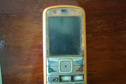 Мобільний телефон "Nokia 6070"