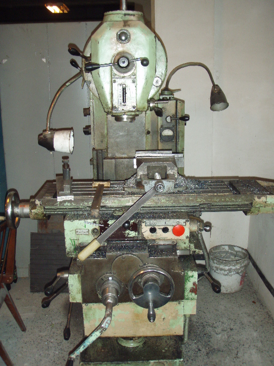 Фрезерний верстат 6Т10