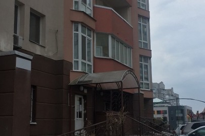 ІПОТЕКА.Трикімнатна квартира № 52 , загальною площею 112.8 кв.м., що знаходиться за адресою: м. Київ, вул. Ломоносова, 56