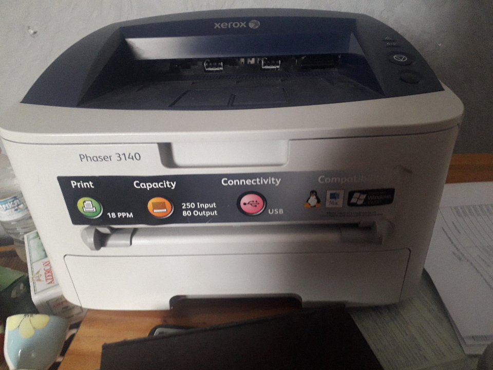 Принтер XEROX Phaser 3140, білого кольору 