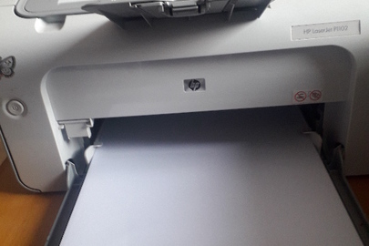 Принтер НР Р 1102 сірого кольору б/в - (1 шт.)
