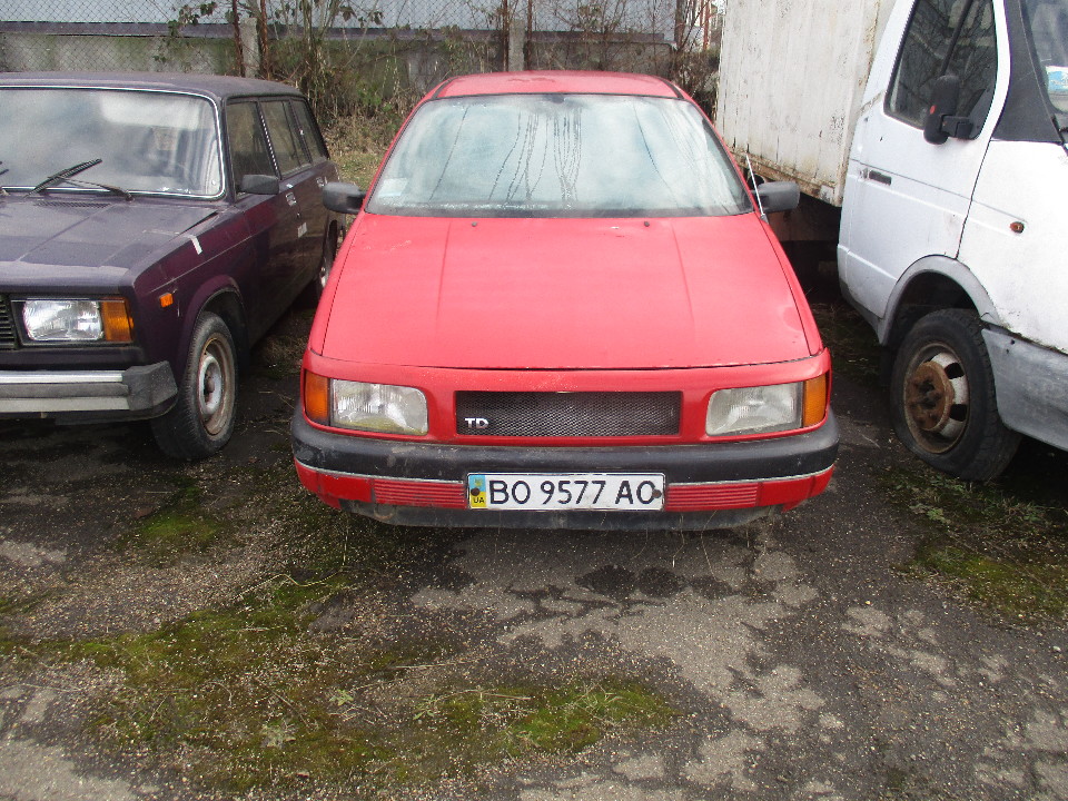 Транспортний засіб марки Volkswagen Passat, 1989 року випуску, №куз. WVWZZZ31ZKE205428, днз. ВО9577АО