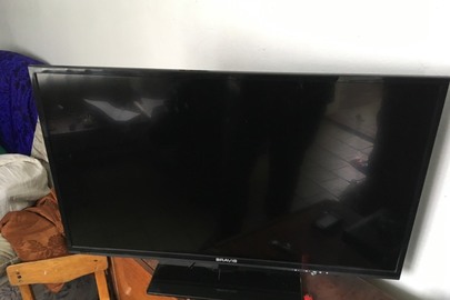 Телевізор марки "Бравіс", 39 дюймів, чорного кольору , б/к