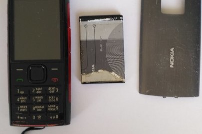 Мобільний телефон "Nokia-Х2-00", ІМЕІ:35827/04/599387/9, з батареєю живлення, екран має подряпини, зверху пошкоджений, б/в