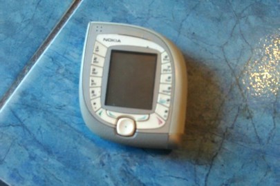 Телефон NOKIA 7600, 2003 р.в., сірого кольору , робочий стан не перевірявся 