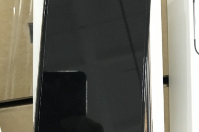 Мобільний телефон iPhone Xs Max, мод. A1921, колір - gold, 64Gb, IMEI код: 357262099016565, в упаковці виробника, у кількості 1 (один) комплект. Силіконовий прозорий чохол до мобільного телефону, новий, в кількості 1 (одна) одиниця.