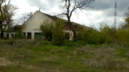 Нежитлові приміщення загальною площею 1231.2 м.кв., розташовані за адресою: Херсонська область, Бериславський р-н, с.Новорайськ, вул.Щорса, б/н