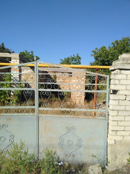 ІПОТЕКА. Житловий будинок площею 39.2 м.кв., розташований на земельній ділянці площею 0.06 га, за адресою: м.Херсон, с.Степанівка, вул.3елена, буд.13