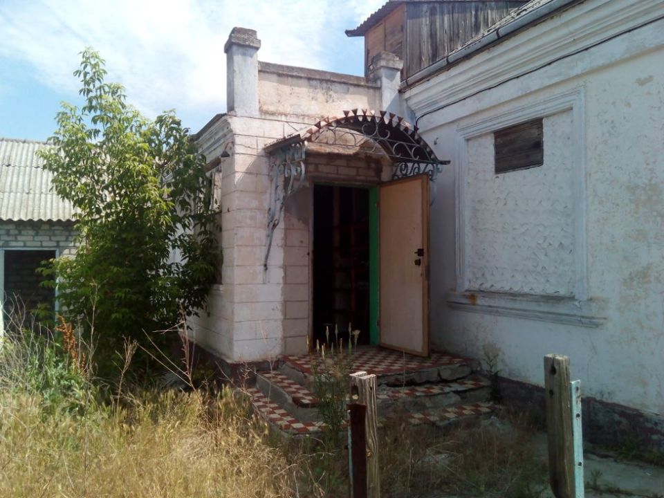 Приміщення магазину при барі 