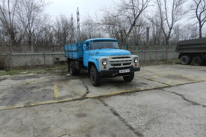 Вантажний автомобіль: ЗИЛ 431416 (бортовий), 1987 р.в., синього кольору, ДНЗ: ВВ8231АС, VIN: 2699905