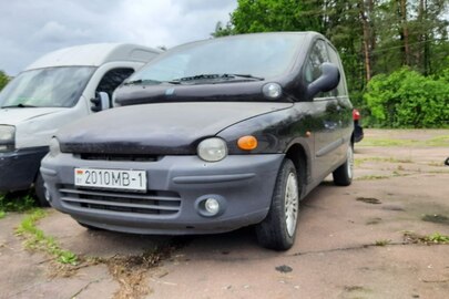Автомобіль марки "FIAT MULTIPA", кузов № ZFA18600002084957, 2000 року випуску, чорного кольору, р.н.з. 2010МВ1