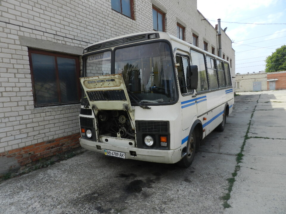 Автобус: ПАЗ 32051 — 110, (пасажирський), білого кольору, ДНЗ ВВ6789АК, 2006 р. в., VIN – X1M32051160002676