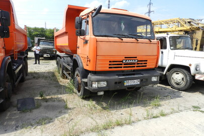 Вантажний автомобіль: КАМАЗ 65115, (самоскид), оранжевого кольору, державний номер ВВ3706СН, 2013 р. в., VIN - ХТС651153D1286841